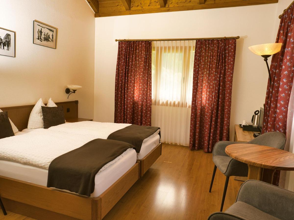 Hotel Massa Blatten bei Naters Esterno foto