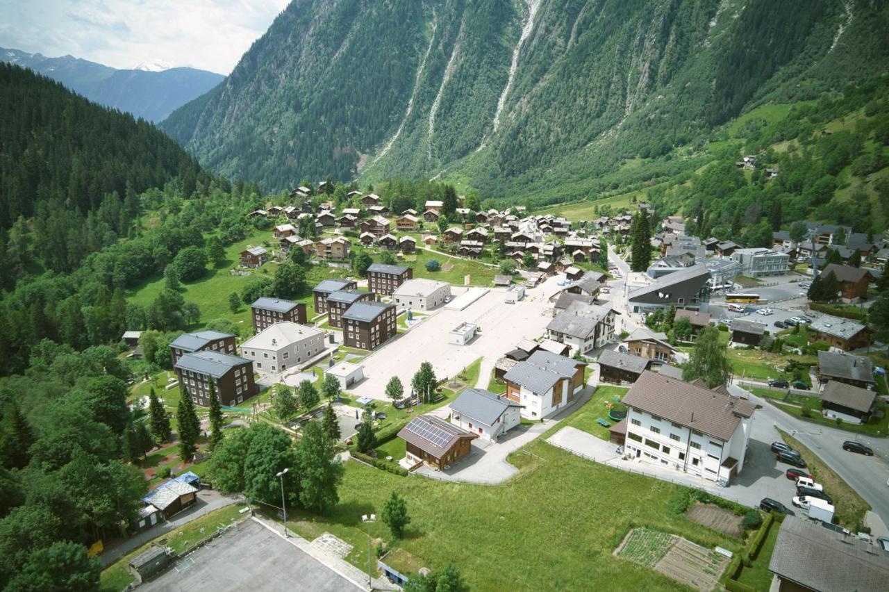 Hotel Massa Blatten bei Naters Esterno foto