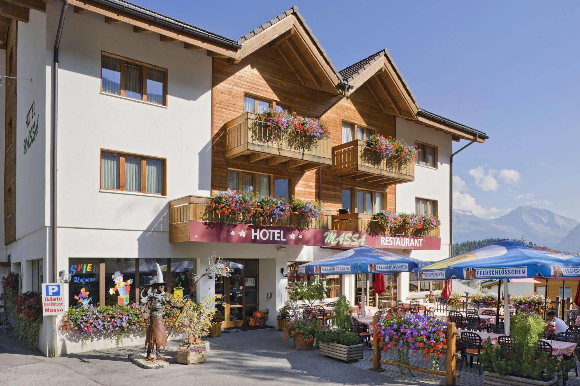 Hotel Massa Blatten bei Naters Esterno foto